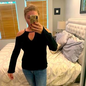 Flowy, bell sleeved blouse with shoulder cut outs